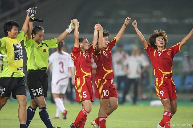 开云体育下载-赛地聚焦——法甲冲刺阶段热度飙升，摩纳哥回应争议，更衣室稳定，球探报告显示潜力的简单介绍