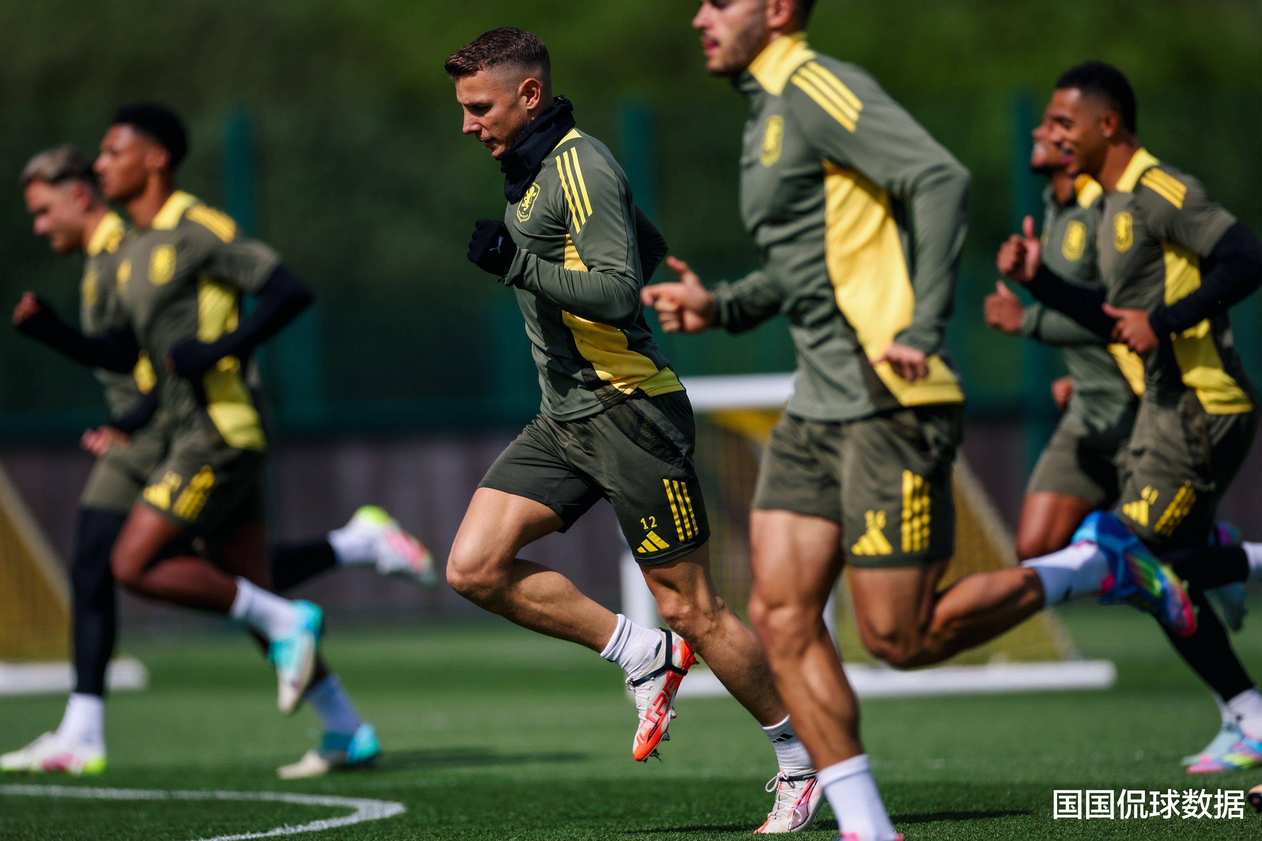 开云体育官网-阿斯顿维拉迎欧冠关键赛，关键时刻单刀错失，管理层满意，阵容厚度经受考验的简单介绍