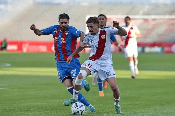 开云官网-赛前体能课后，多伦多猛龙队长鼓劲备战法国杯，态度坚定，阵容厚度经受考验的简单介绍